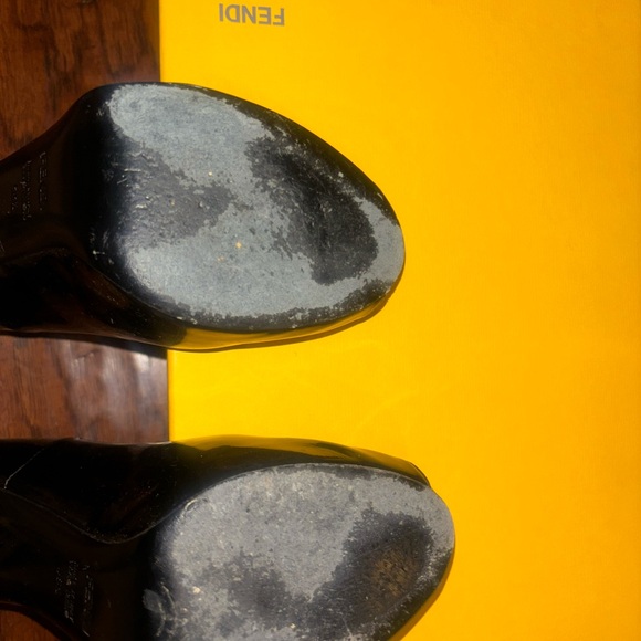 Authentic Fendi Black Patent Leather Spuntata Vernice Peep Toe Platform Pumps - Picture 5 of 8